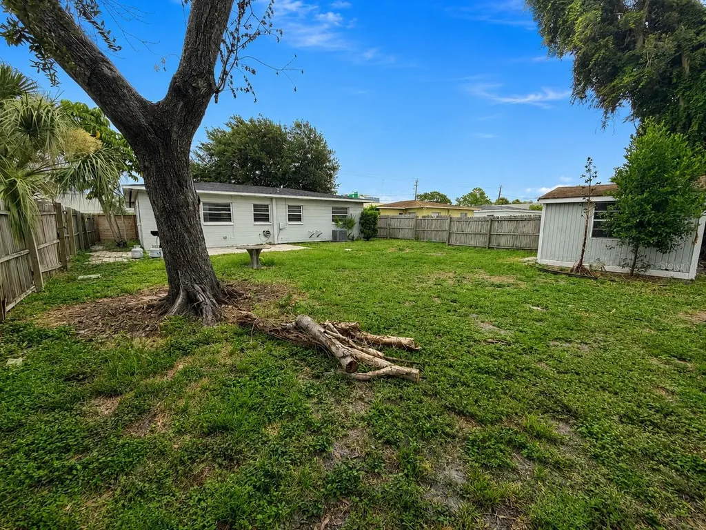 4314 W Carmen Street Tampa FL 33609