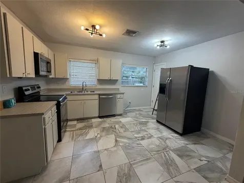 4314 W Carmen Street Tampa FL 33609