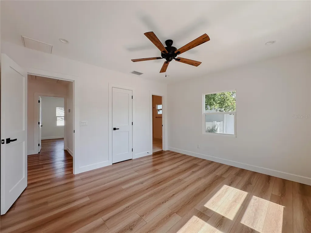 2916 N 21st Street Tampa FL 33605