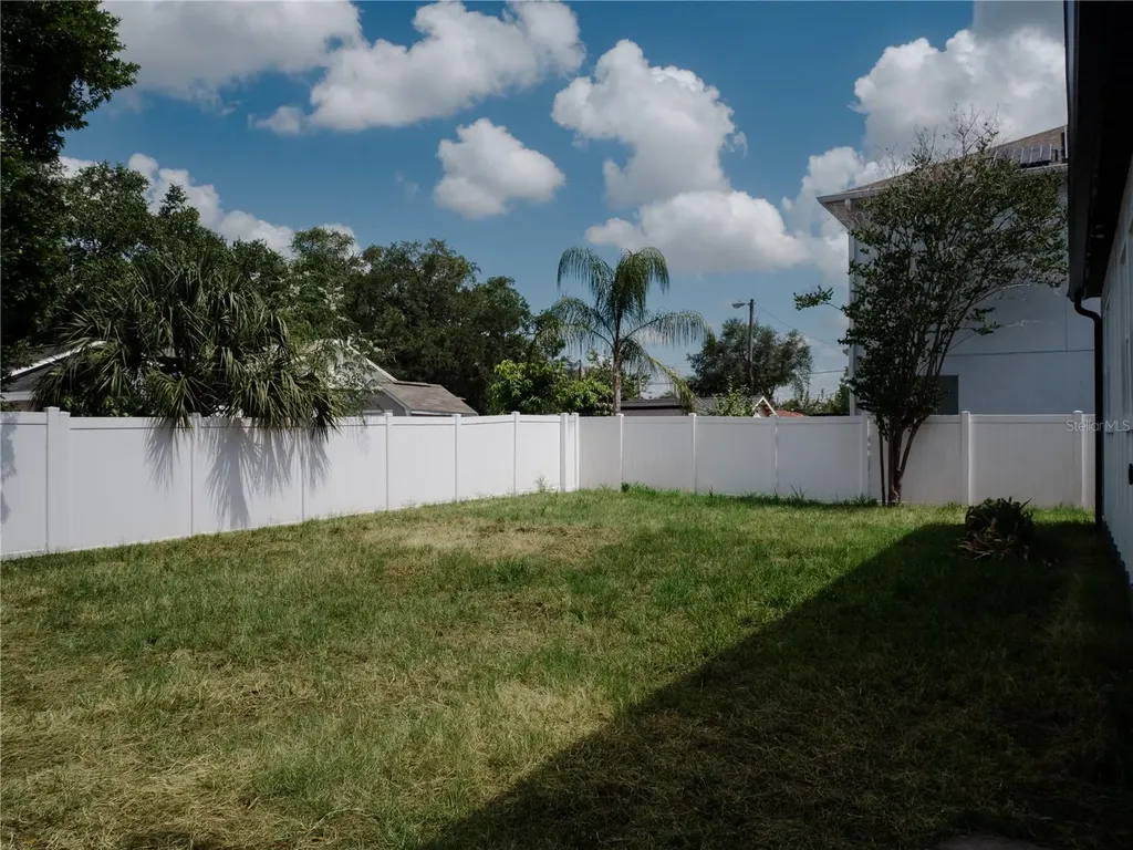 2916 N 21st Street Tampa FL 33605