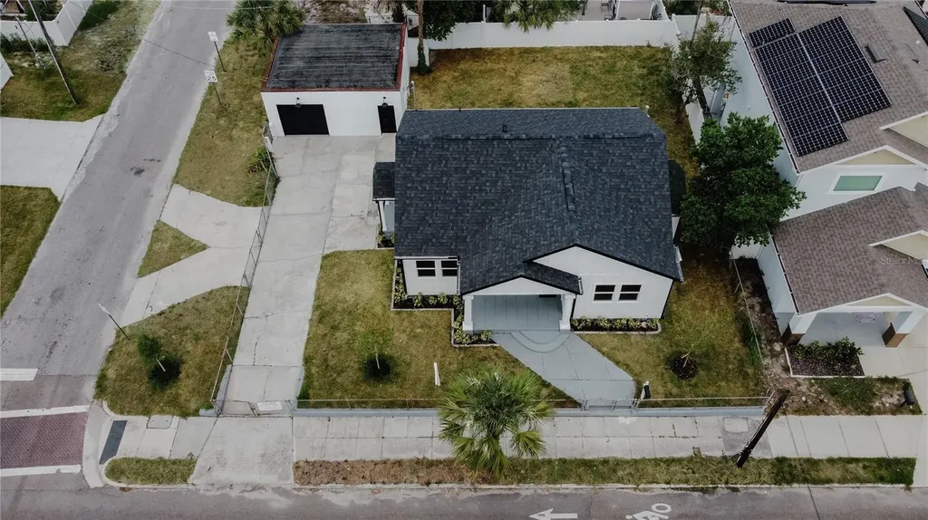 2916 N 21st Street Tampa FL 33605