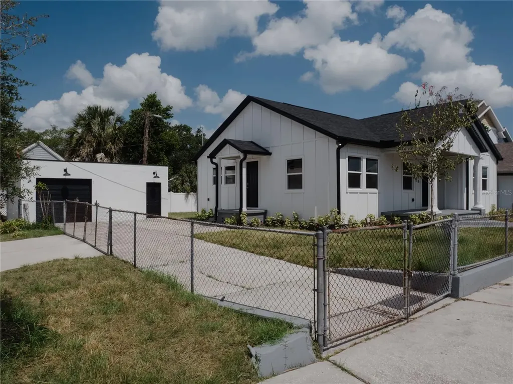 2916 N 21st Street Tampa FL 33605