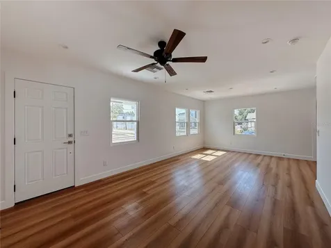 2916 N 21st Street Tampa FL 33605