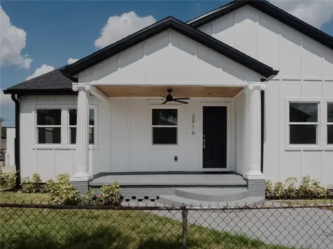 2916 N 21st Street Tampa FL 33605