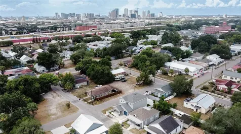 2916 N 21st Street Tampa FL 33605