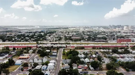 2916 N 21st Street Tampa FL 33605