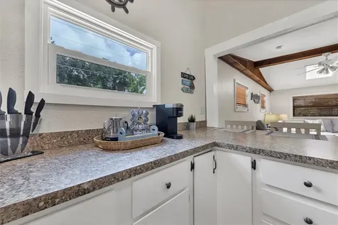 900 Beverly Avenue Largo FL 33770