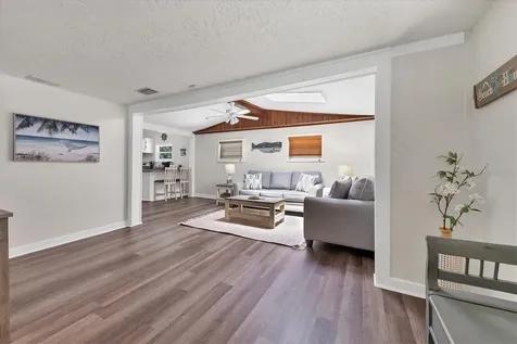 900 Beverly Avenue Largo FL 33770