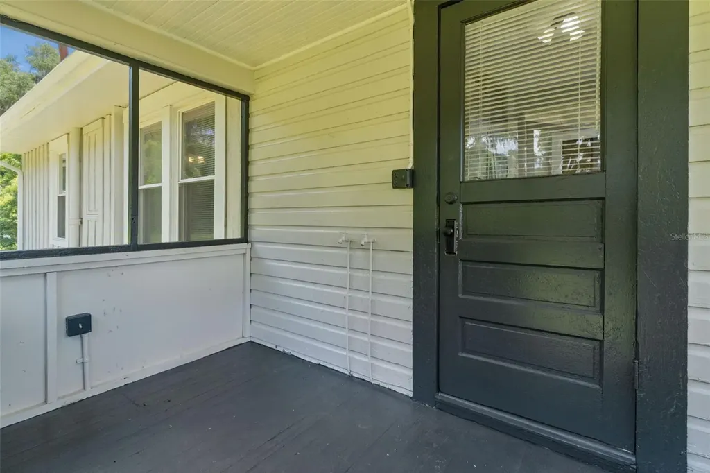 13281 SE 122nd Place Ocklawaha FL 32179