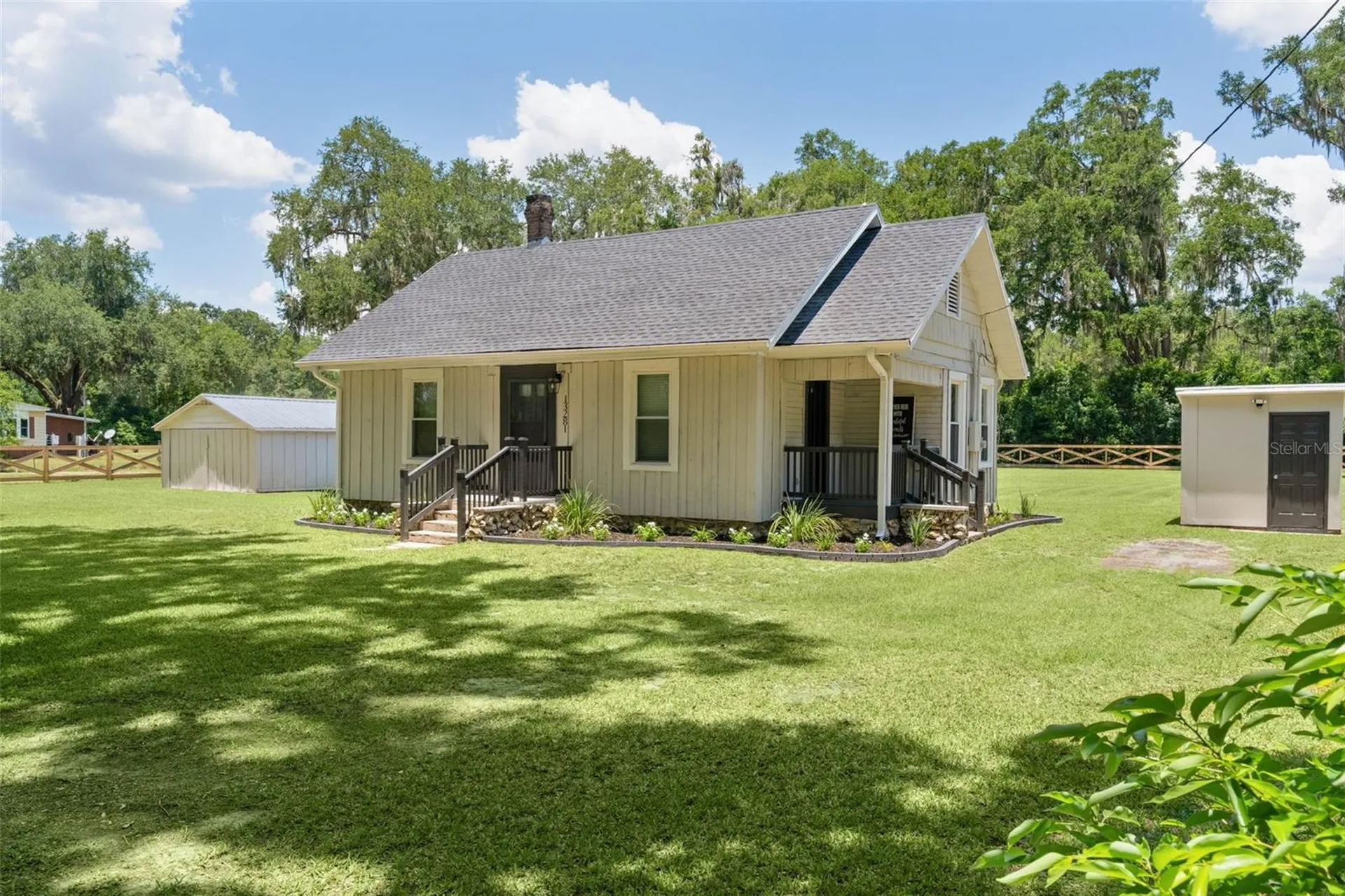 13281 SE 122nd Place Ocklawaha FL 32179