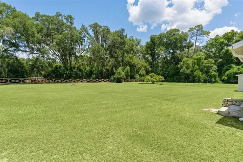 13281 SE 122nd Place Ocklawaha FL 32179