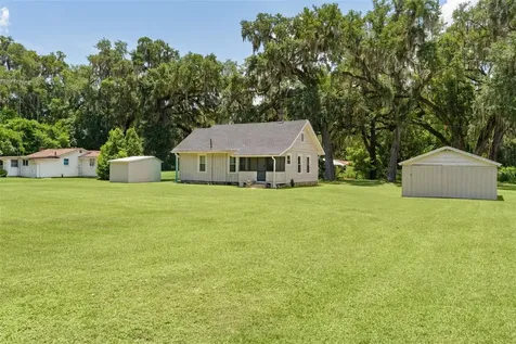 13281 SE 122nd Place Ocklawaha FL 32179