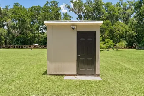 13281 SE 122nd Place Ocklawaha FL 32179