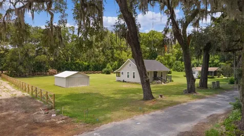 13281 SE 122nd Place Ocklawaha FL 32179