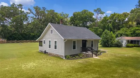 13281 SE 122nd Place Ocklawaha FL 32179