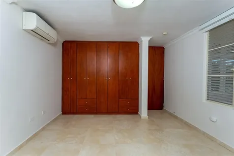 254 Sabanera Dorado PR 00646