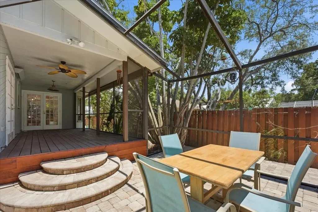 4408 Groveland Avenue Sarasota FL 34231