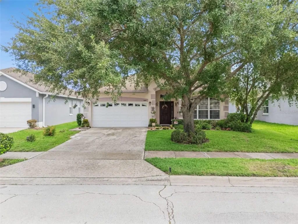 9955 Medallion Bluff Lane Orlando FL 32829