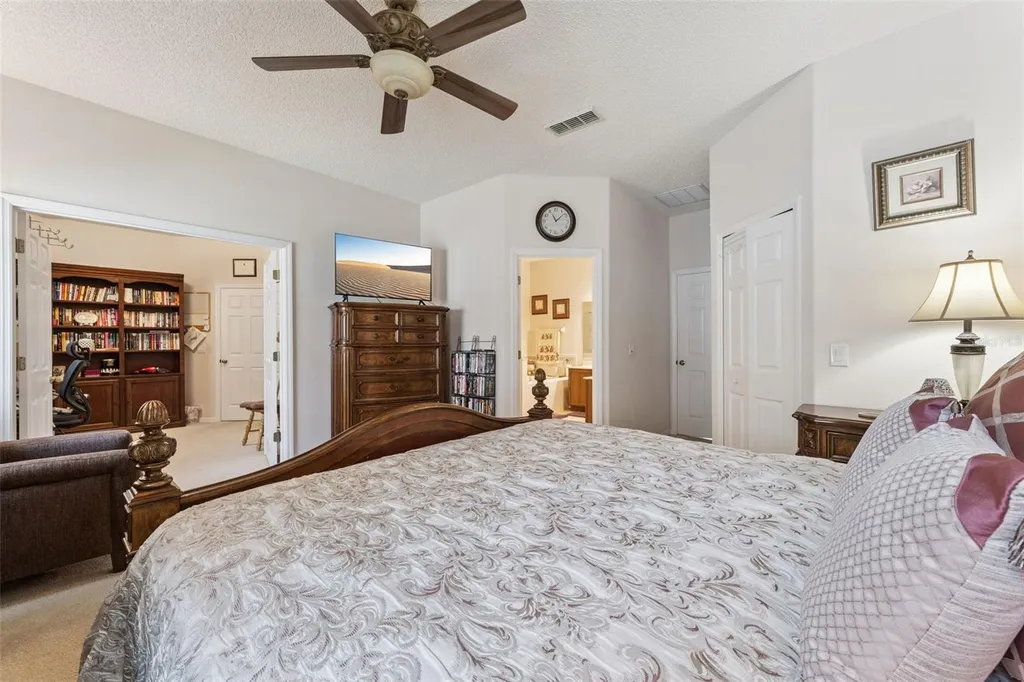 9955 Medallion Bluff Lane Orlando FL 32829