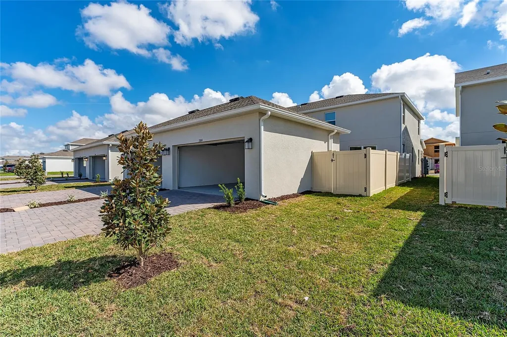 2004 Tohoqua Boulevard Kissimmee FL 34744