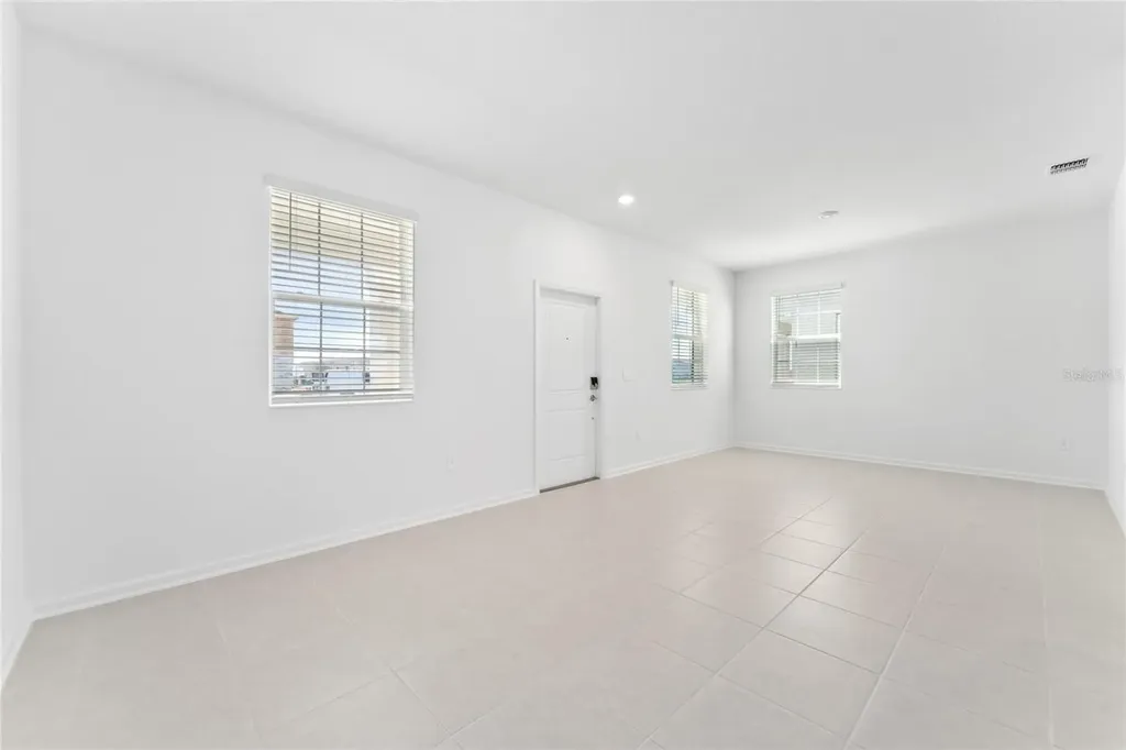 2004 Tohoqua Boulevard Kissimmee FL 34744