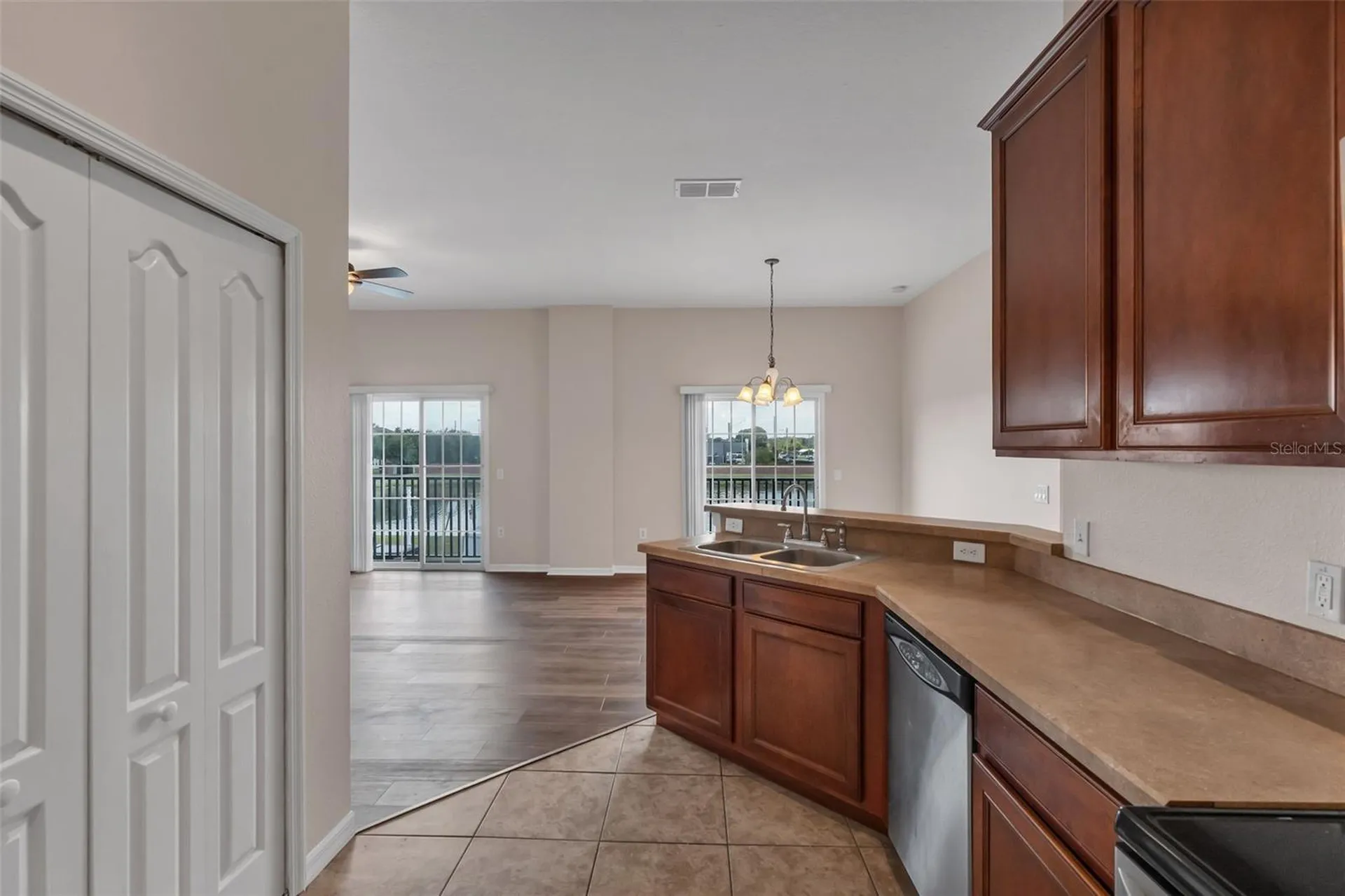 1913 Estancia Circle Kissimmee FL 34741