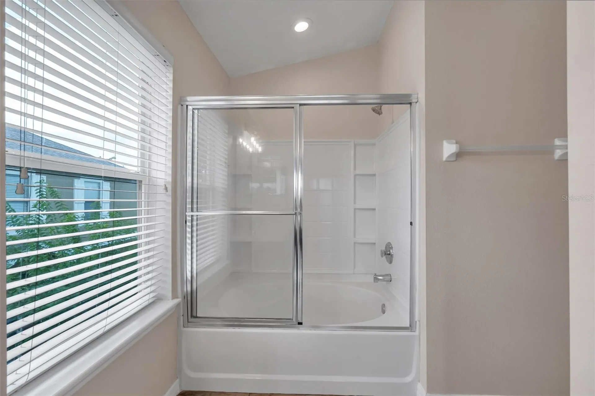 1913 Estancia Circle Kissimmee FL 34741