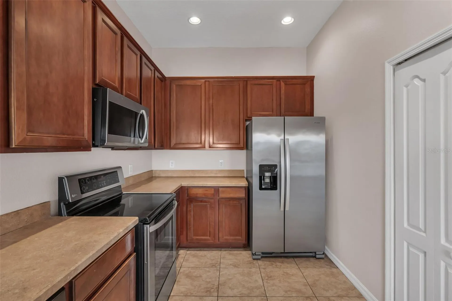 1913 Estancia Circle Kissimmee FL 34741