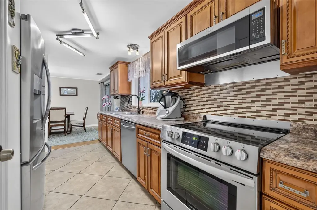 317 Brooklyn Avenue Orange City FL 32763