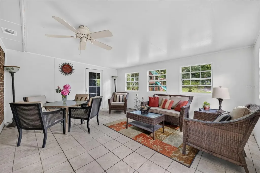 317 Brooklyn Avenue Orange City FL 32763