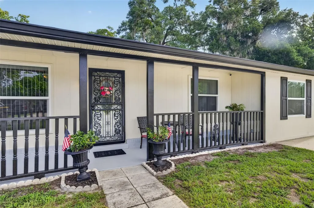 317 Brooklyn Avenue Orange City FL 32763