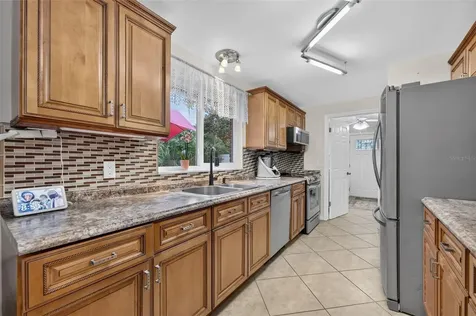 317 Brooklyn Avenue Orange City FL 32763