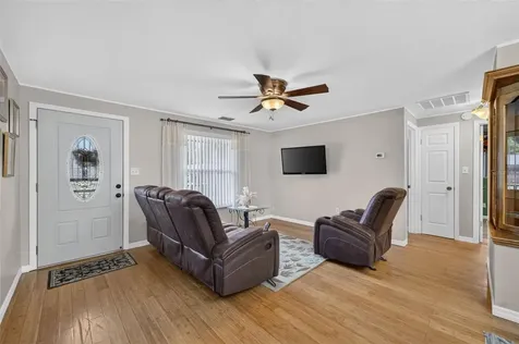 317 Brooklyn Avenue Orange City FL 32763