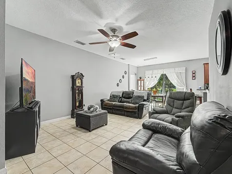4824 Ashurst Street Kissimmee FL 34758