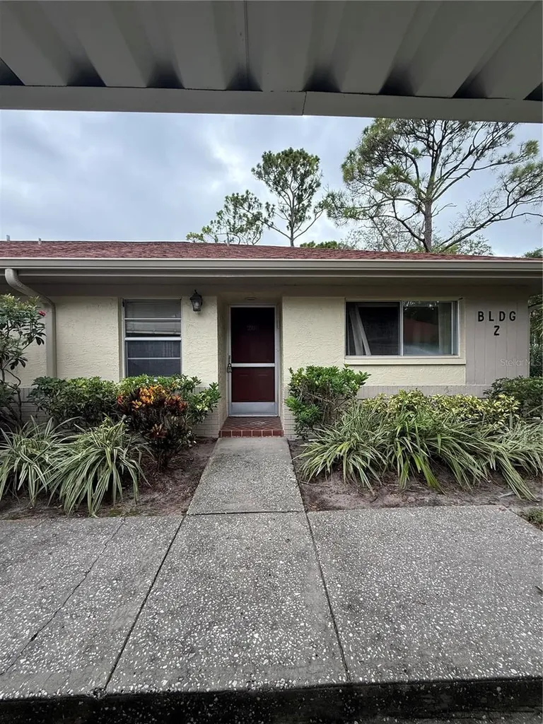 2460 Northside Drive Clearwater FL 33761