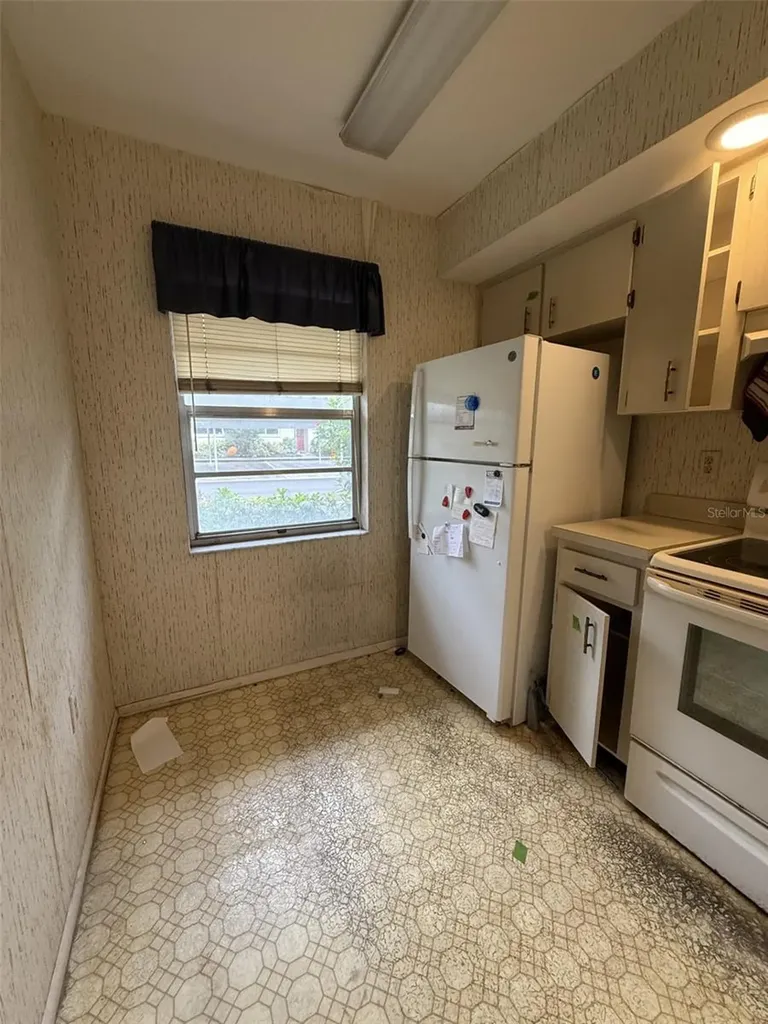 2460 Northside Drive Clearwater FL 33761