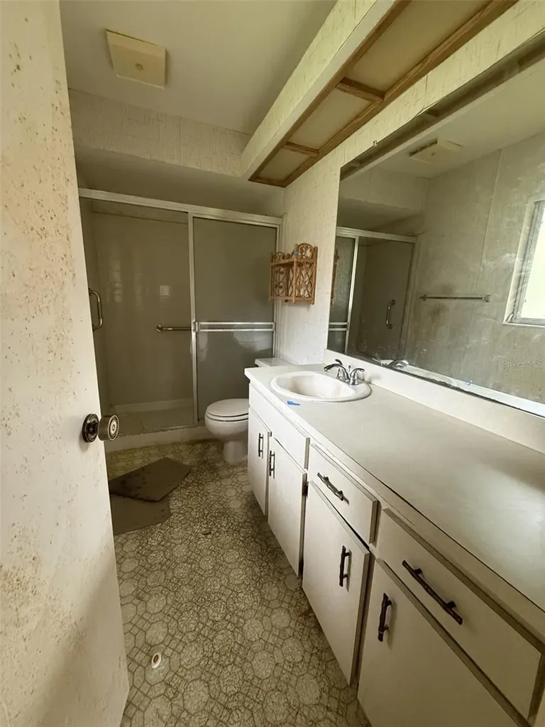 2460 Northside Drive Clearwater FL 33761