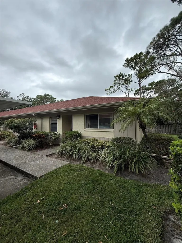 2460 Northside Drive Clearwater FL 33761