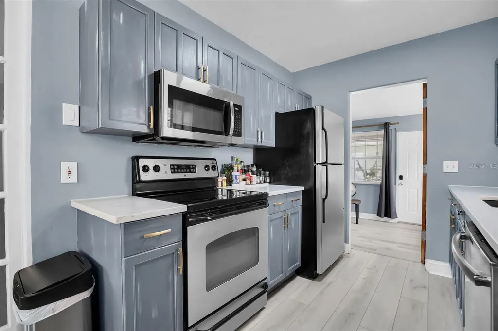 185 22nd Avenue N St Petersburg FL 33704