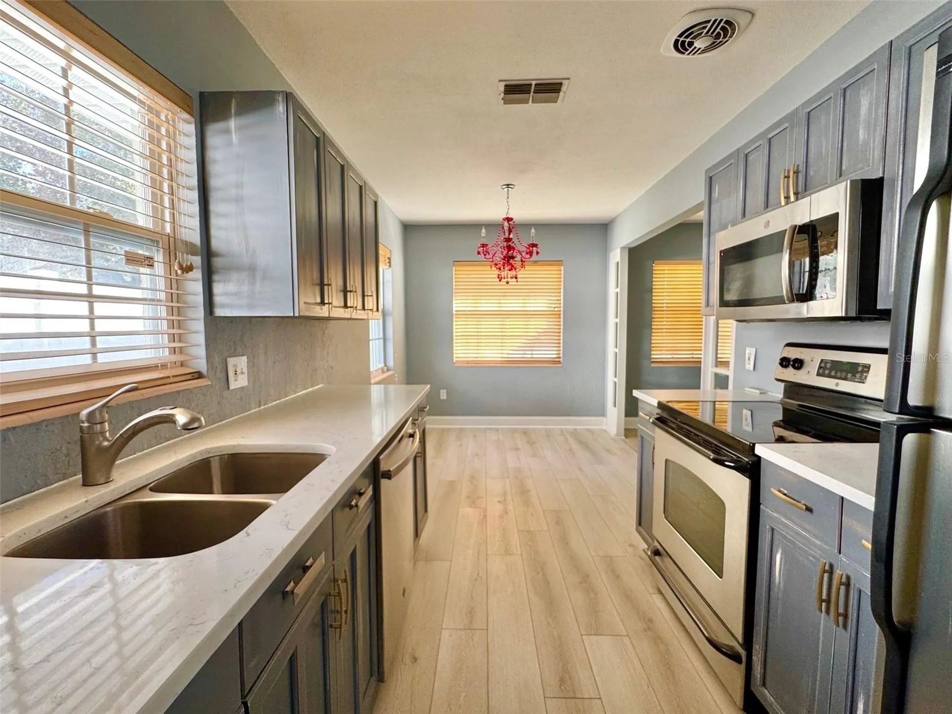 185 22nd Avenue N St Petersburg FL 33704