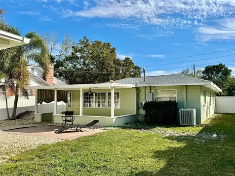 185 22nd Avenue N St Petersburg FL 33704