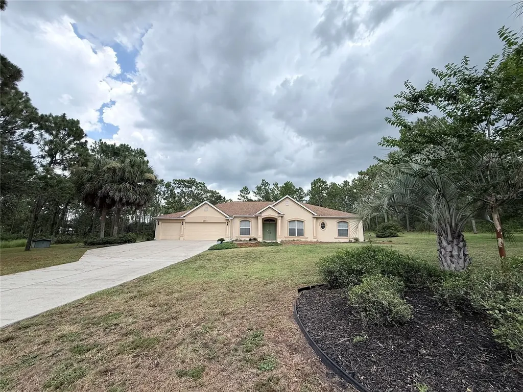 4690 W Tomahawk Drive Beverly Hills FL 34465