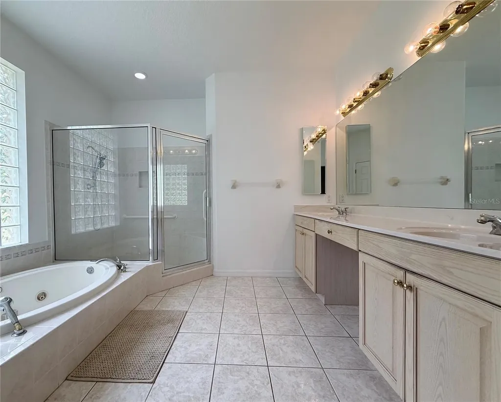 4690 W Tomahawk Drive Beverly Hills FL 34465