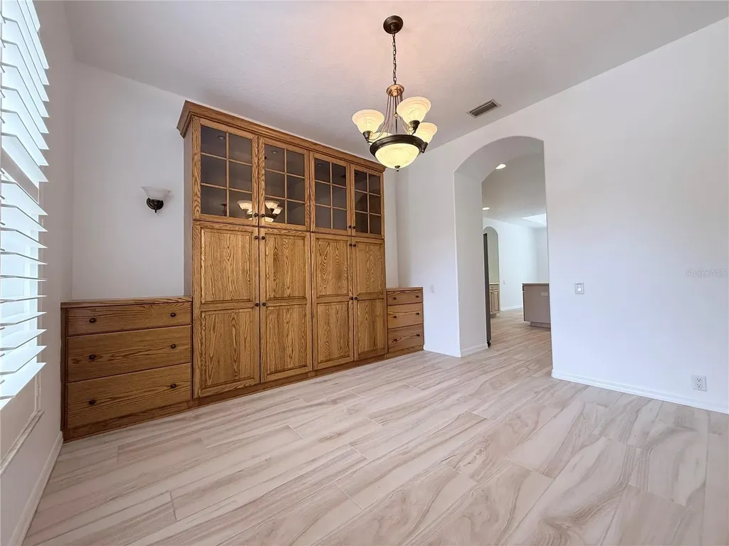 4690 W Tomahawk Drive Beverly Hills FL 34465