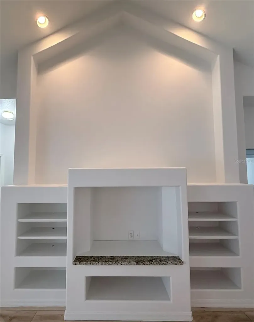 4690 W Tomahawk Drive Beverly Hills FL 34465