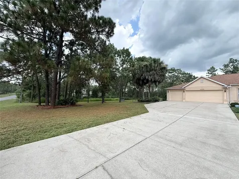 4690 W Tomahawk Drive Beverly Hills FL 34465