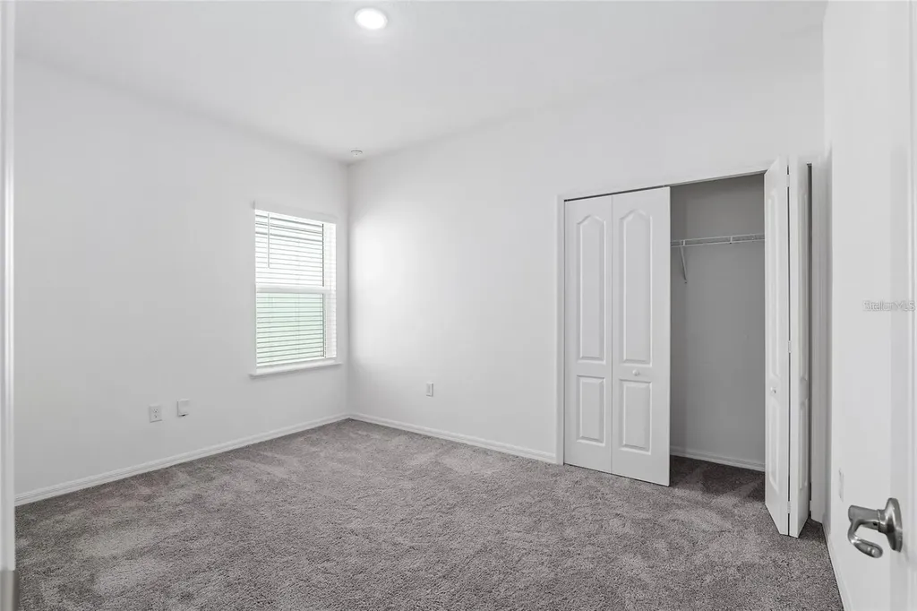 2275 NW 248th Way Newberry FL 32669