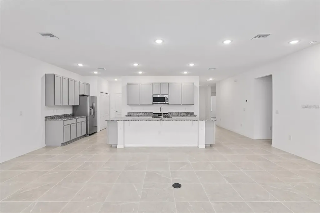 2275 NW 248th Way Newberry FL 32669