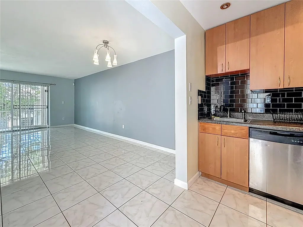 2625 State Road 590 Clearwater FL 33759