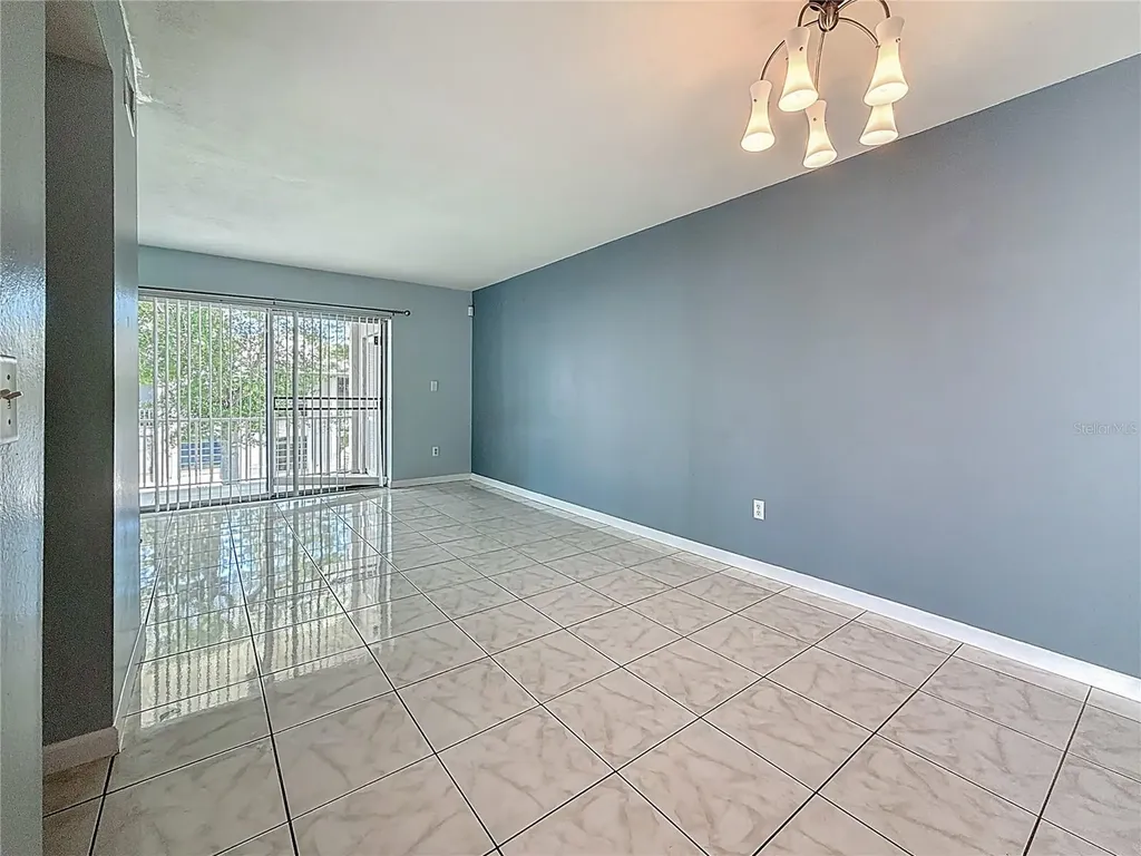 2625 State Road 590 Clearwater FL 33759
